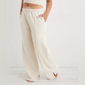 GUC🤍Aerie House Party Skater Pant XS Cream
